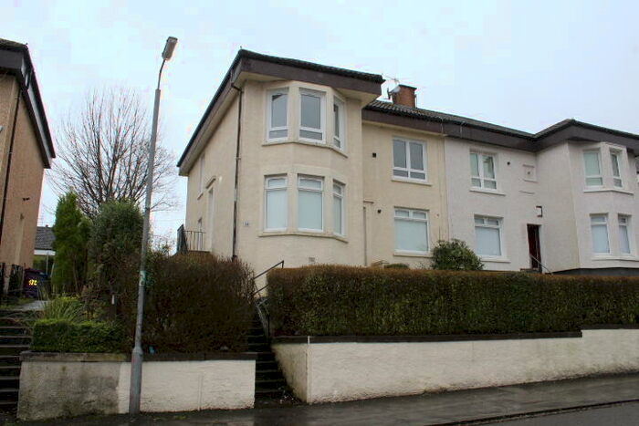 3 Bedroom Flat To Rent In Liberton Street, Carntyne, G33