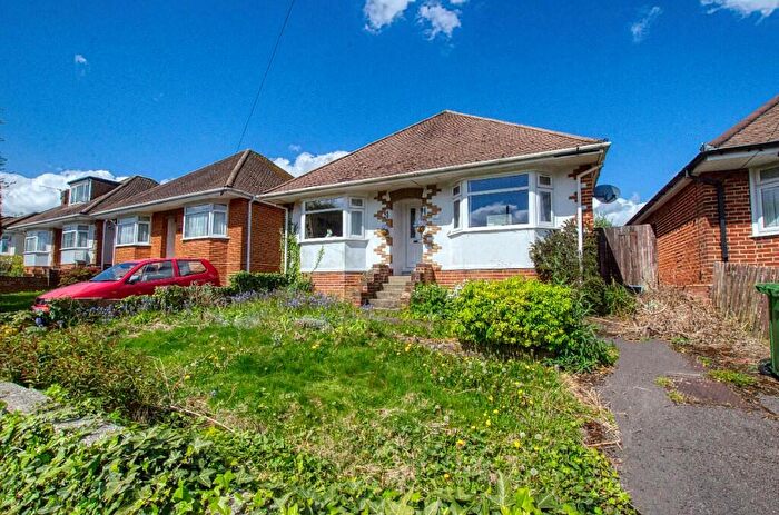 3 Bedroom Detached Bungalow For Sale In Burnham Chase, Southampton, Hampshire, SO18