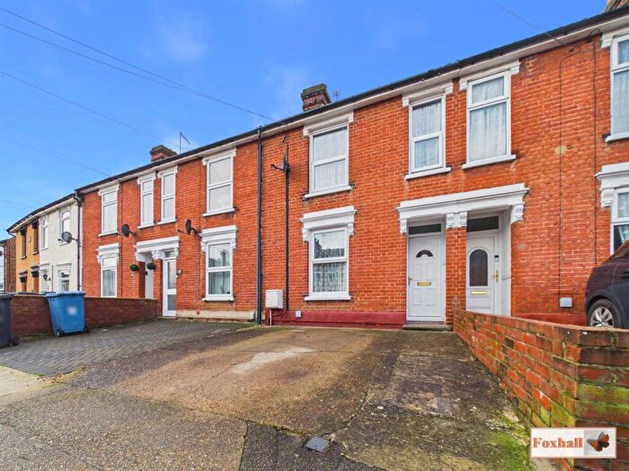 3 Bedroom Terraced House For Sale In Henslow Road, Ipswich, IP4