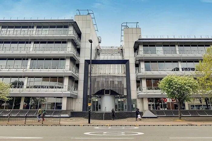 Studio To Rent In Staines Road, Hounslow, TW3