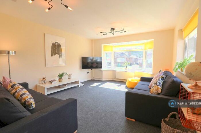 6 Bedroom Bungalow To Rent In Heath Hill Avenue, Brighton, BN2