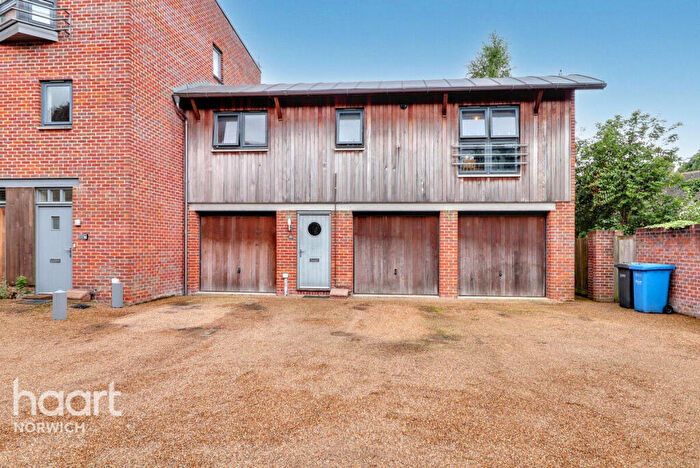 1 Bedroom Apartment For Sale In Bertram Way, Norwich, NR1
