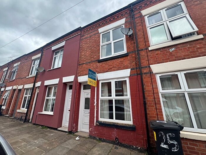 2 Bedroom Terraced House To Rent In Tewkesbury Street, Leicester, LE3