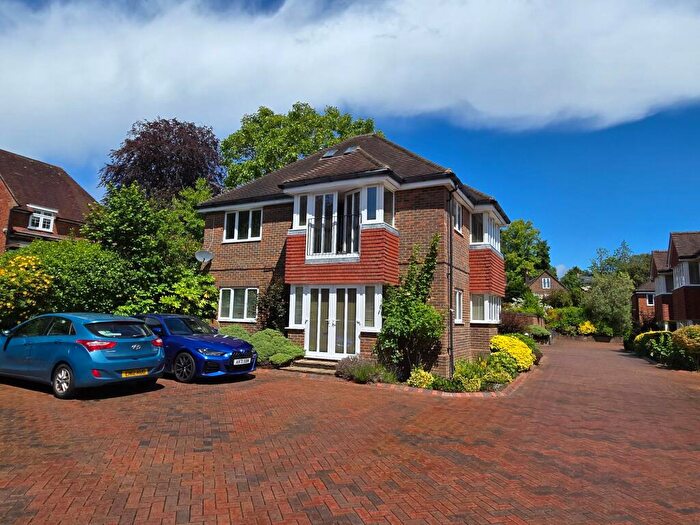 2 Bedroom Flat To Rent In Airlie Road, Winchester, SO22