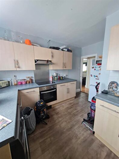 2 Bedroom Flat To Rent In Downing Street, Sutton-In-Ashfield, NG17