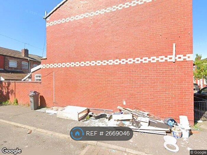3 Bedroom Terraced House To Rent In Dollond Street, Manchester, M9