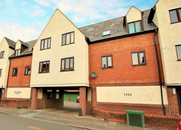 2 Bedroom Flat To Rent In Kendall Road, Colchester CO1