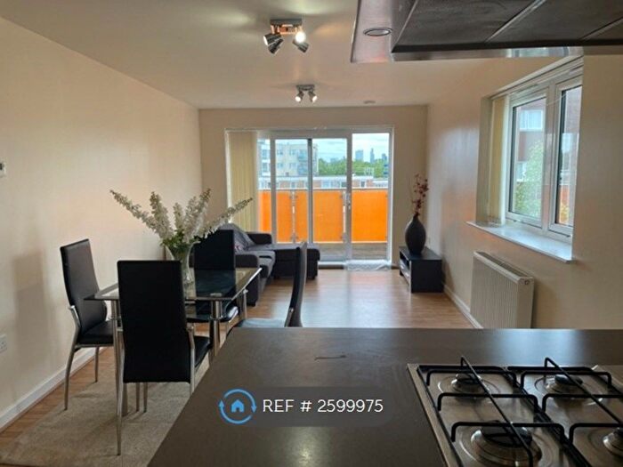 1 Bedroom Flat To Rent In Chaplin Court, London, E3