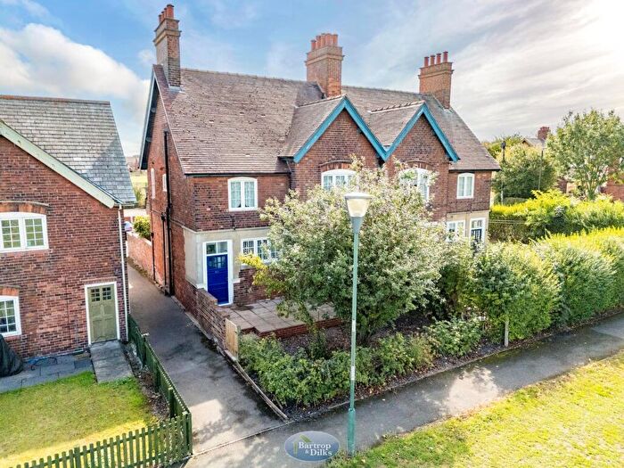4 Bedroom Semi-Detached House For Sale In Model Village, Creswell, Worksop, S80