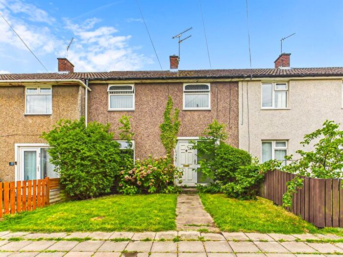 3 Bedroom Terraced House For Sale In Leyside, Willenhall, Coventry * Vacant & No Upward Chain *, CV3