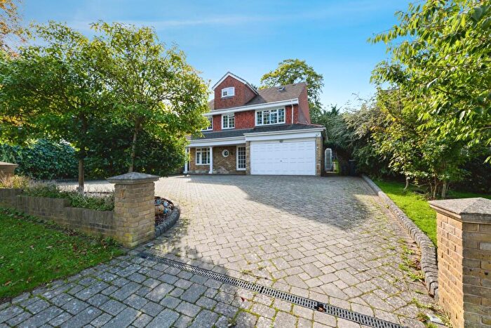 6 Bedroom Detached House For Sale In Uplands Road, Kenley, CR8