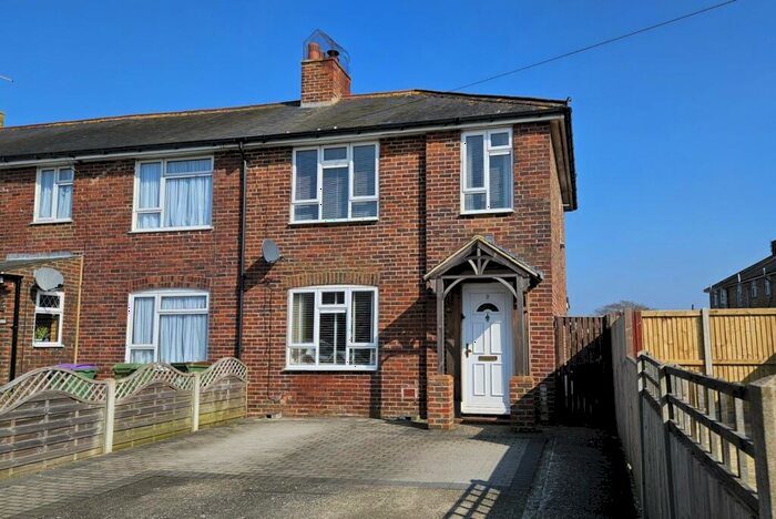 3 Bedroom End Of Terrace House To Rent In Hythe, CT21