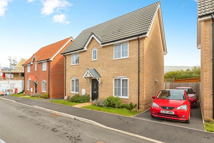 3 Bedroom Detached House For Sale In Coller Road, Norwich, NR6