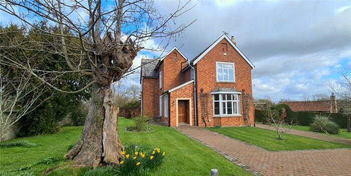 5 Bedroom Detached House For Sale In Tewkesbury Road, The Leigh, Gloucester, Gloucestershire, GL19