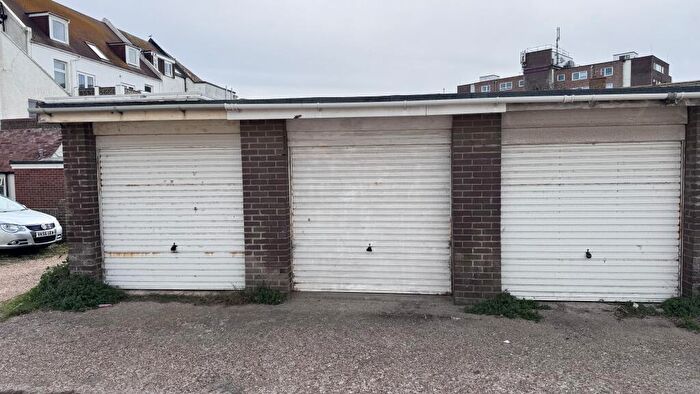 Garage / Parking To Rent In Green Lane, Seaford, East Sussex, BN25