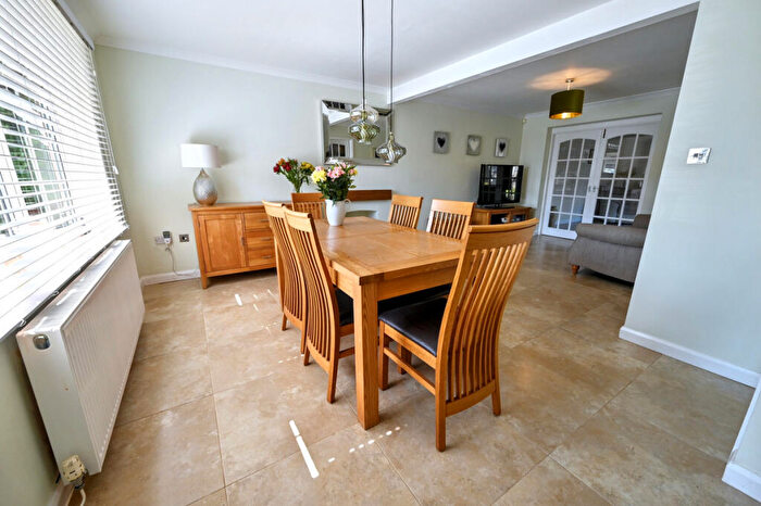 5 Bedroom Detached House For Sale In Throstle Nest Way, Brailsford, DE6