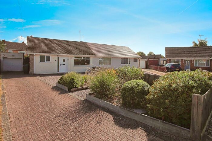 2 Bedroom Bungalow To Rent In Ely Close, Werrington, Peterborough, PE4