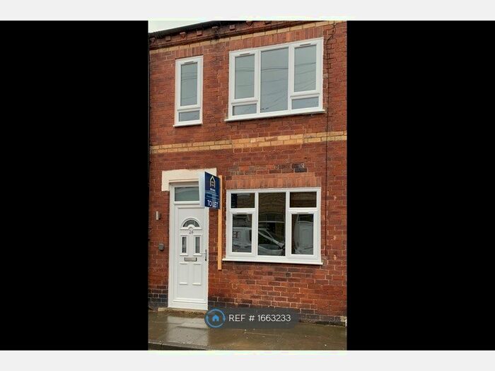 3 Bedroom Terraced House To Rent In Hunt Street, Castleford, WF10