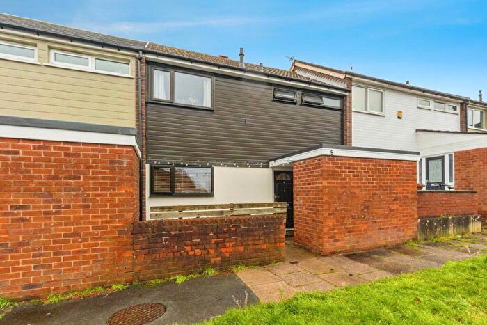 3 Bedroom Mews For Sale In Wessenden Bank West, Stockport, SK2