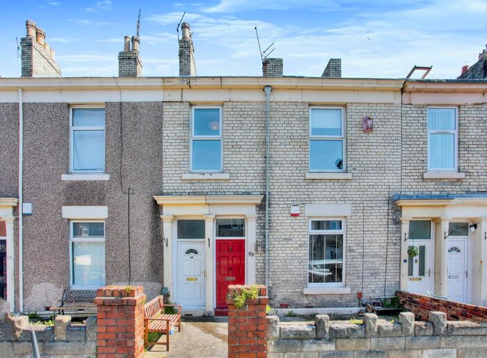 3 Bedroom Flat To Rent In Princes Street, North Shields, Tyne And Wear, NE30