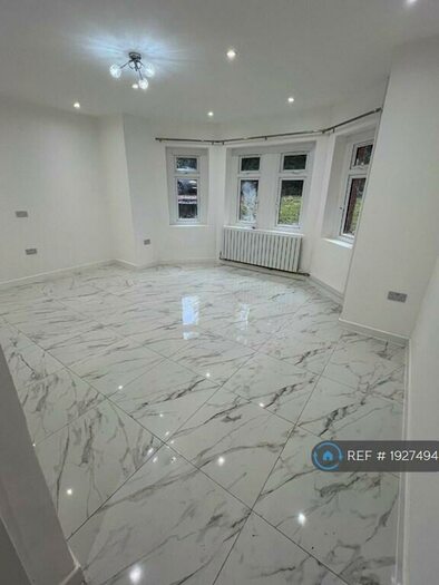 1 Bedroom Flat To Rent In Crystal Palace Park Road, London, SE26