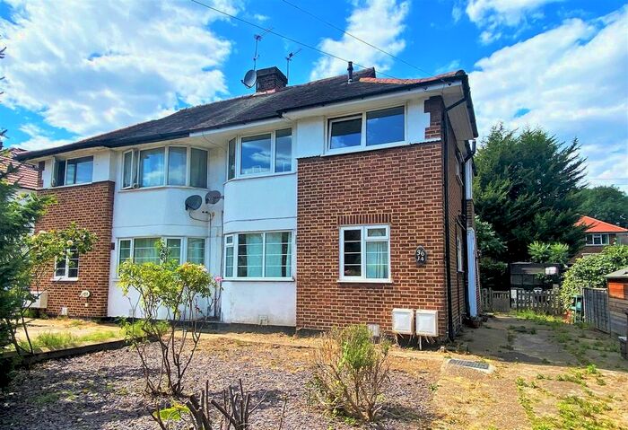 2 Bedroom Flat To Rent In Liberty Avenue, Colliers Wood, SW19