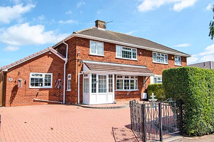 3 Bedroom Semi-Detached House For Sale In Birch Avenue, Burntwood, WS7