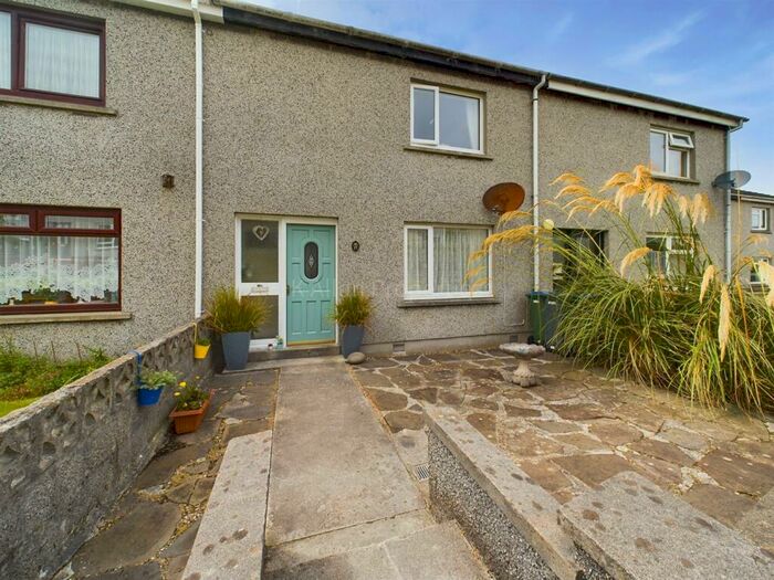 2 Bedroom Terraced House For Sale In Warrenfield Crescent, Kirkwall, Orkney, KW15