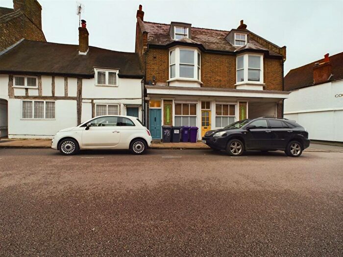 2 Bedroom Flat To Rent In Tilehouse Street, Hitchin, Hertfordshire, SG5