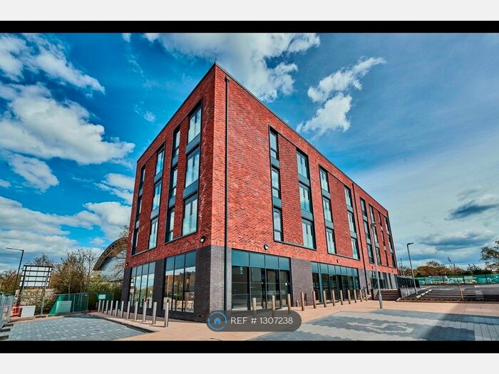 1 Bedroom Flat To Rent In Brambles Crescent, Blythe Valley Park B90