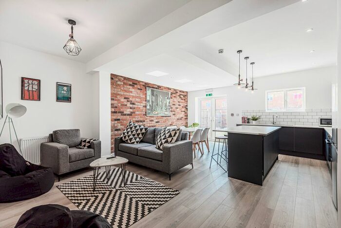 6 Bedroom Terraced House To Rent In Bolingbroke Road, Stoke, Coventry, CV3