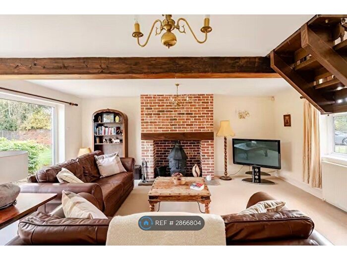 1 Bedroom Semi-Detached House To Rent In Church Road, Colchester, CO4