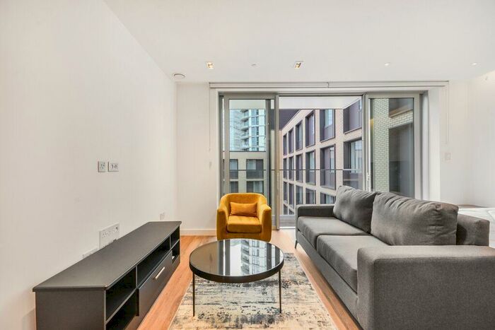 Studio To Rent In Satin House, E1