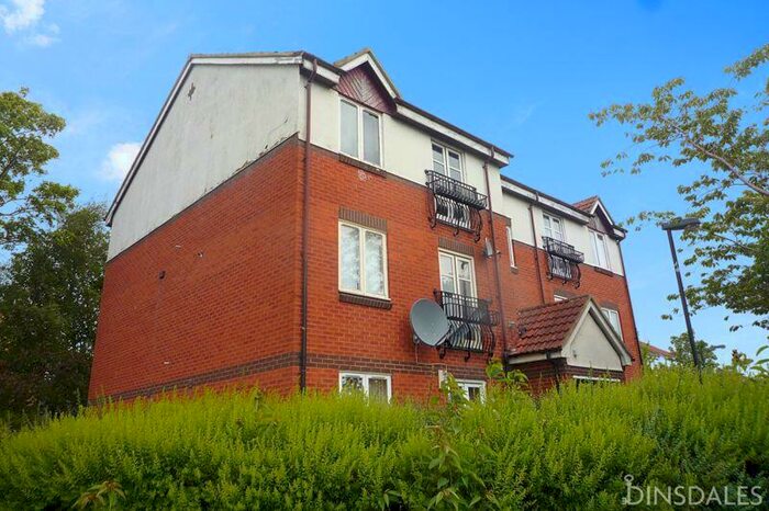 2 Bedroom Flat To Rent In Mallard Court, Lower Grange, Bradford, BD8