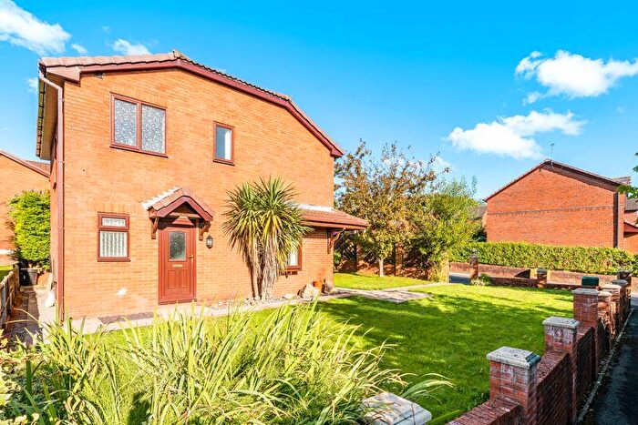 3 Bedroom Detached House To Rent In Hunts Field, Clayton Le Woods, PR6