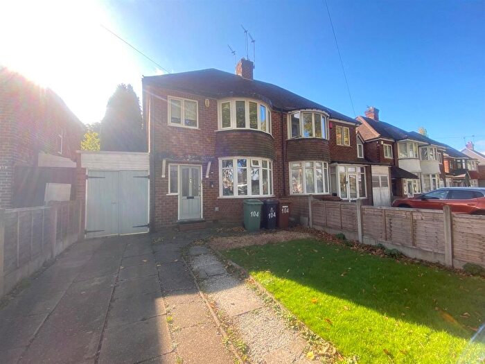 3 Bedroom Semi-detached House To Rent In Walstead Road, Walsall, WS5