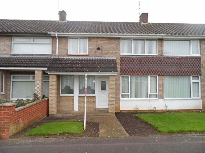 3 Bedroom Terraced House To Rent In Ollerton Walk, Corby, NN18