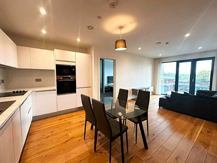 2 Bedroom Apartment To Rent In Windmill Street, Birmingham, B1
