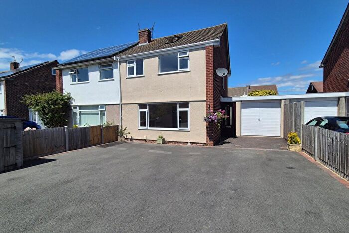 3 Bedroom Semi-Detached House For Sale In The Paddock, Clevedon, North Somerset, BS21