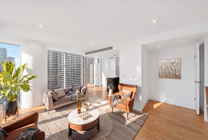 2 Bedroom Flat For Sale In Marsh Wall London, E14