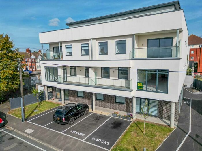 2 Bedroom Apartment To Rent In Beech Road, Hadleigh, SS7
