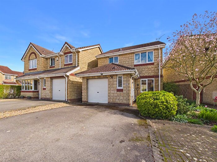 3 Bedroom Detached House For Sale In Oak Road, Chippenham, SN14