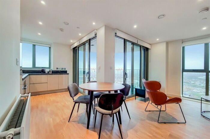 2 Bedroom Apartment To Rent In Green Street, London, NW10