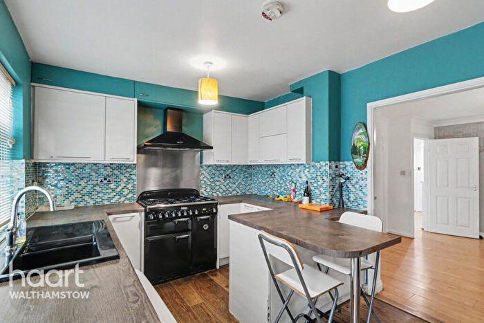 4 Bedroom Terraced House To Rent In Lawrence Avenue, London, E17