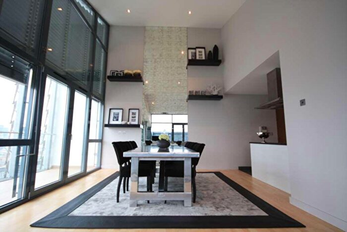 3 Bedroom Apartment To Rent In Deansgate, Manchester, NO1