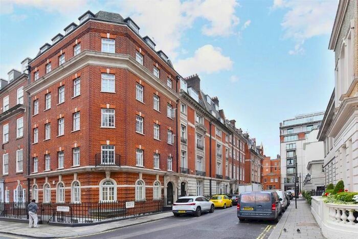 1 Bedroom Flat For Sale In Dunraven Street, Mayfair, W1K