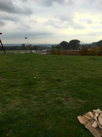 Studio To Rent In Sundon Road, Toddington, Chalton Village, Bedfordshire LU4