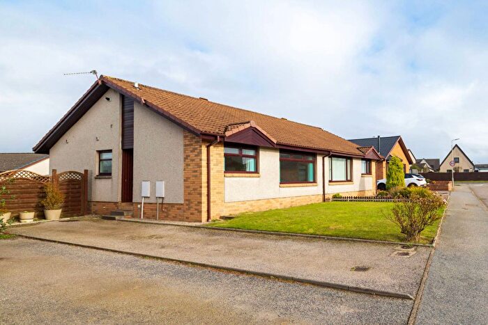 2 Bedroom Semi Detached Bungalow For Sale In Broomfield Park, Portlethen, Aberdeenshire, AB12