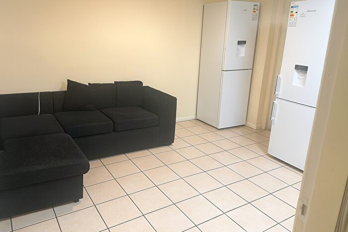 3 Bedroom Terraced House To Rent In Tindal Street, London, SW9