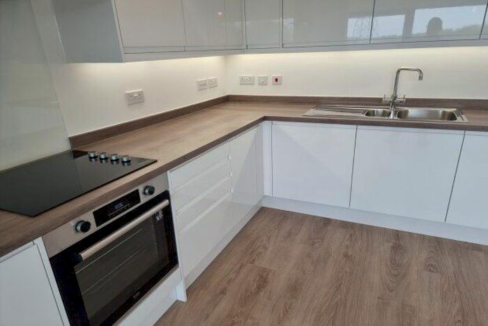 1 Bedroom Flat To Rent In Riverside Walk, Ashford, TN23
